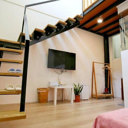 Windhouse B&B Tainan Eksteriør bilde